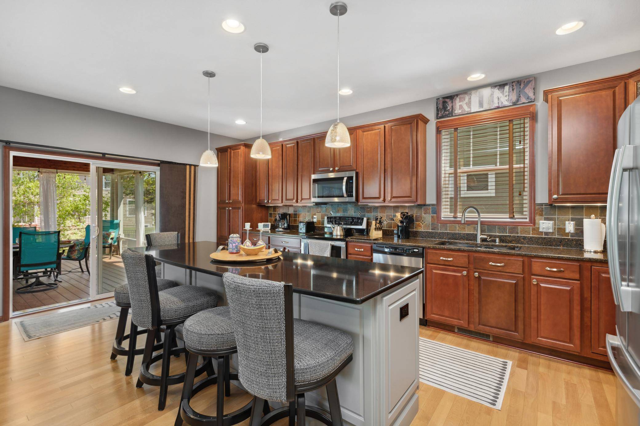 Apple Valley, MN 55124,15862 Duxbury LN