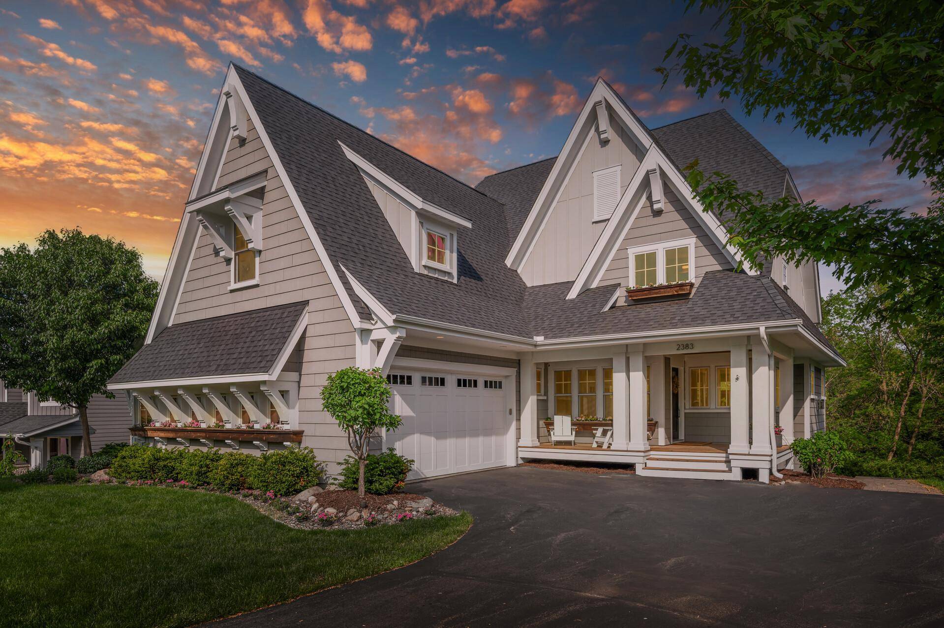 2383 Highover TRL, Chanhassen, MN 55317