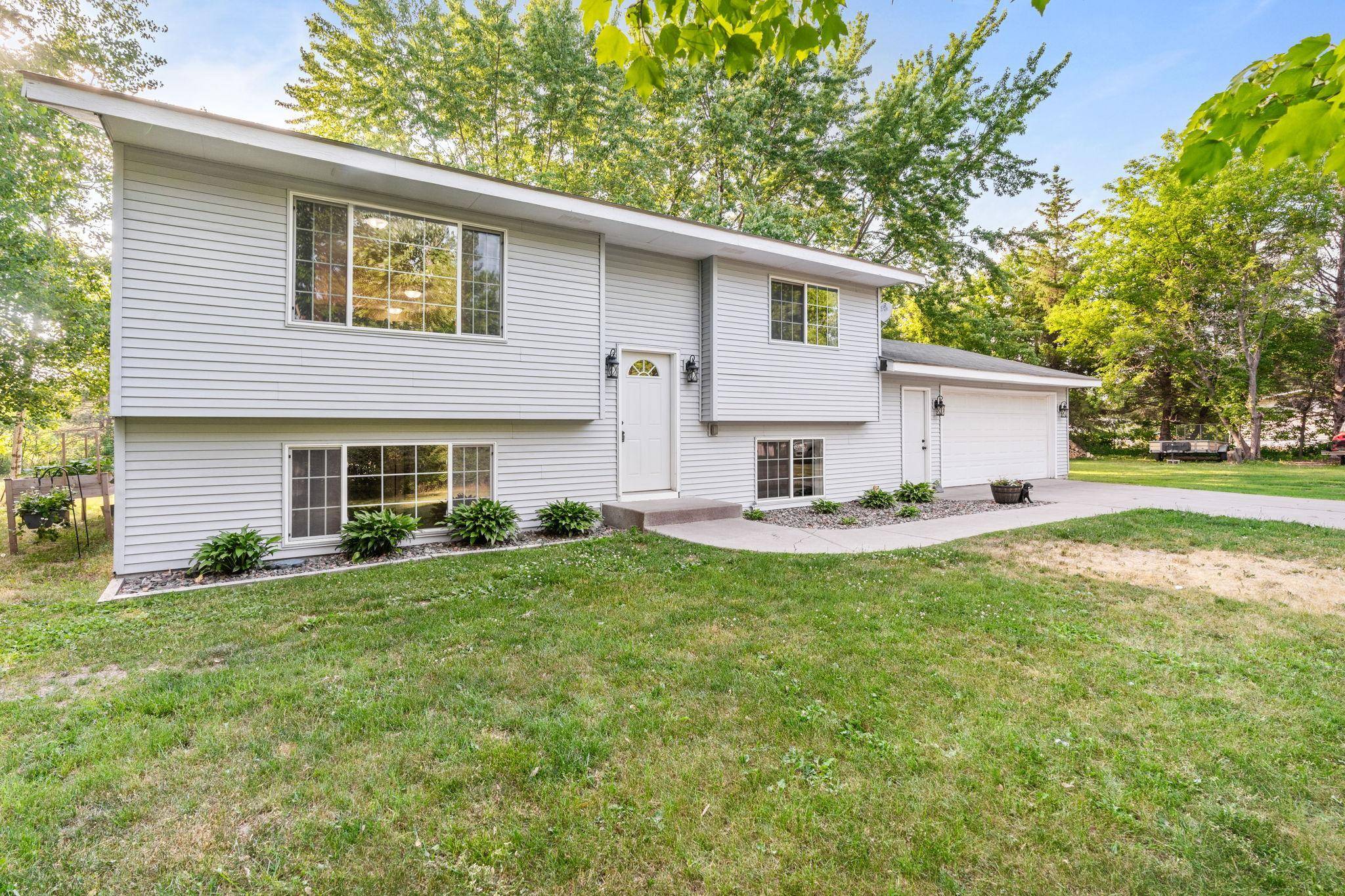 1683 Loren DR, Mora, MN 55051