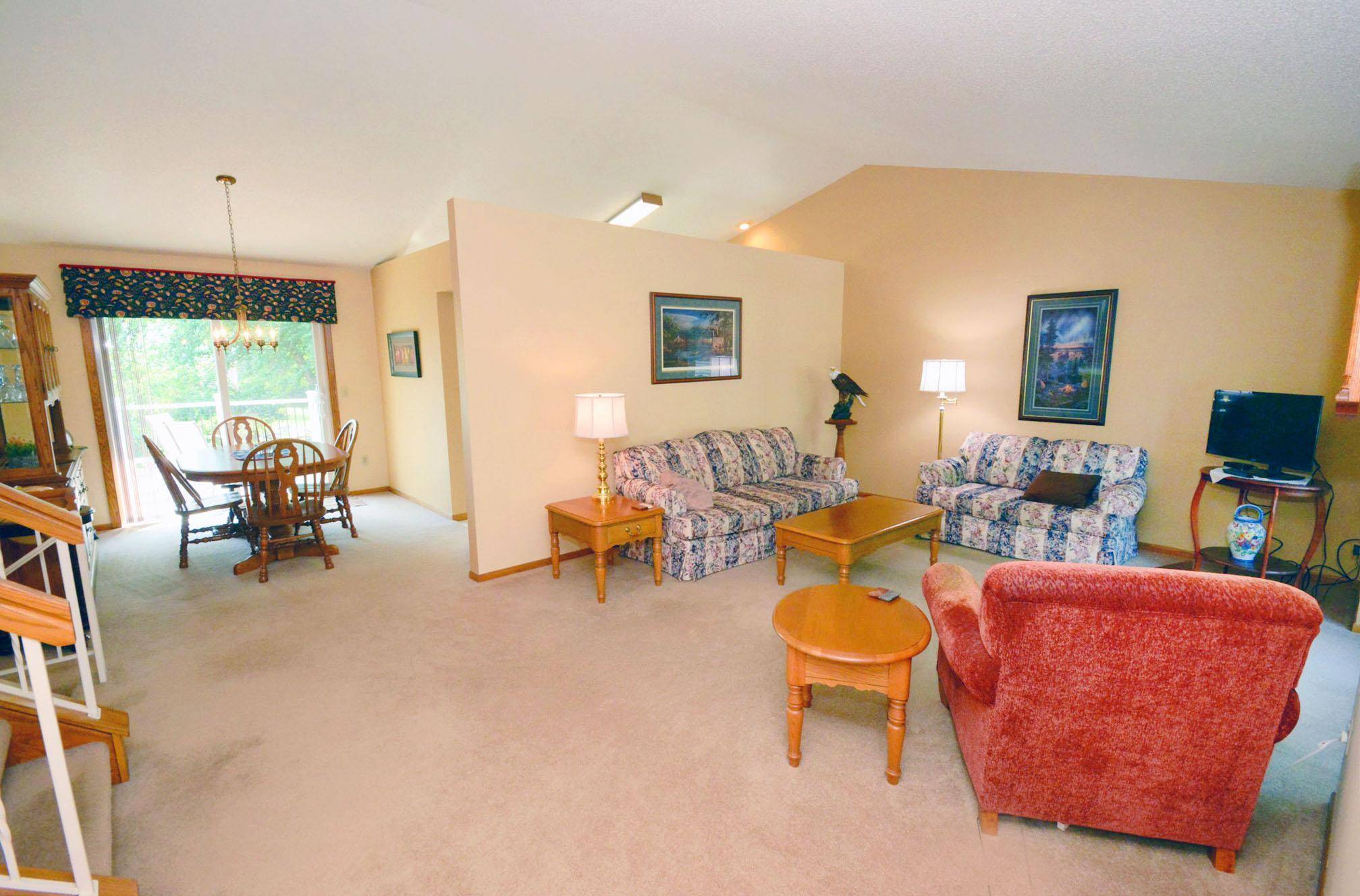 Woodbury, MN 55125,2821 Blue Ridge DR