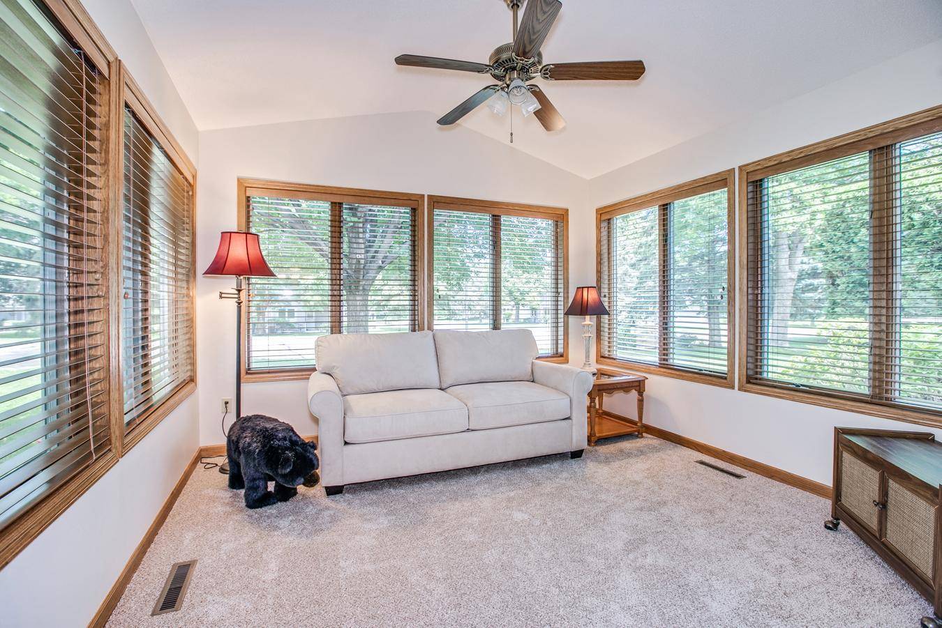 White Bear Lake, MN 55110,2552 Sumac RDG