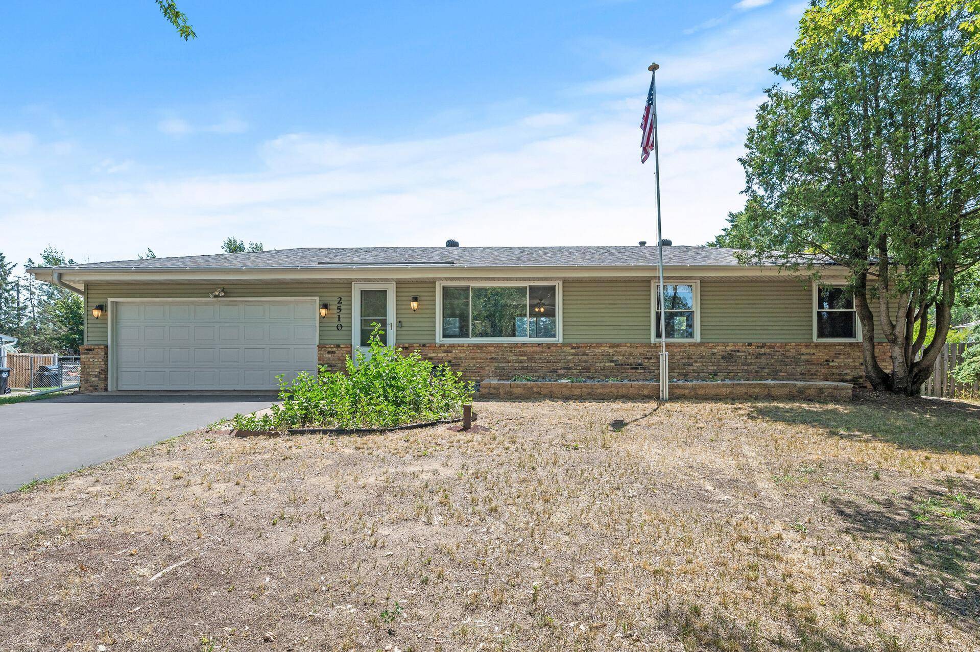 2510 152nd LN NE, Ham Lake, MN 55304