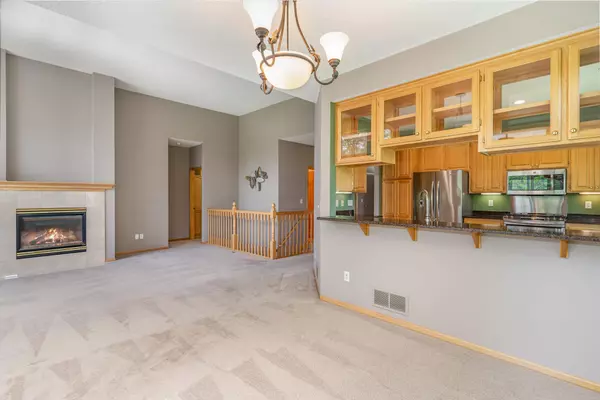 Rosemount, MN 55068,15146 Crestone CIR