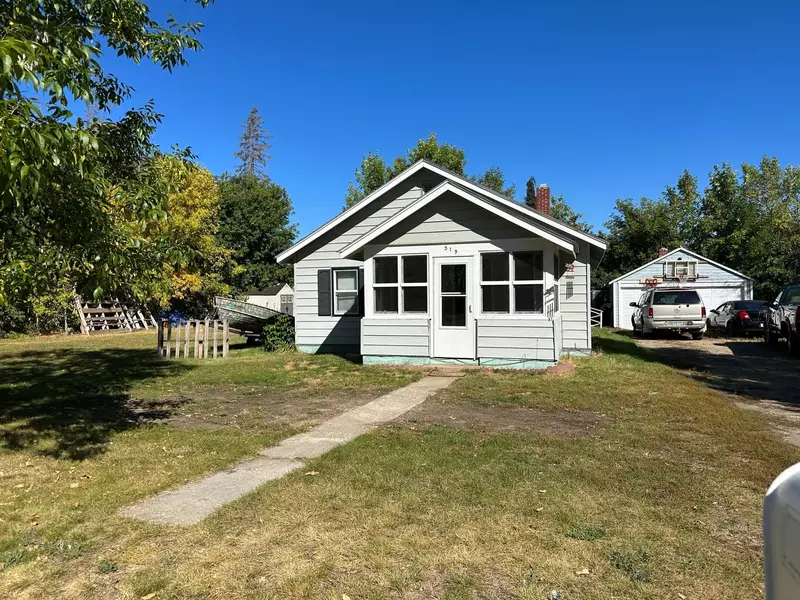 519 24th ST NW, Bemidji, MN 56601