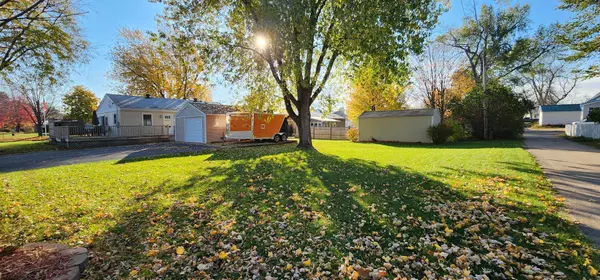 Cannon Falls, MN 55009,324 9th ST N