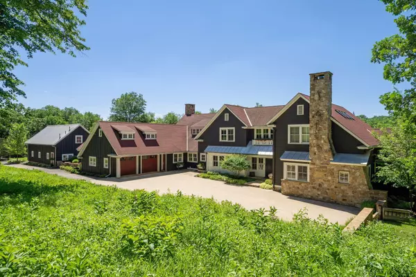 Cannon Falls, MN 55009,9350 Forest RD