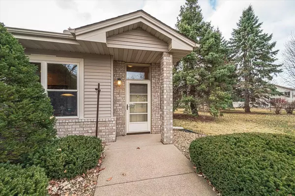 Rosemount, MN 55068,15132 Everleigh CIR