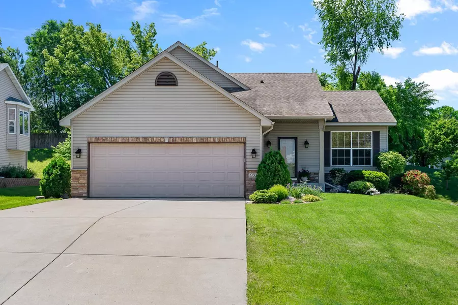 932 Firethorne TRL, Jordan, MN 55352