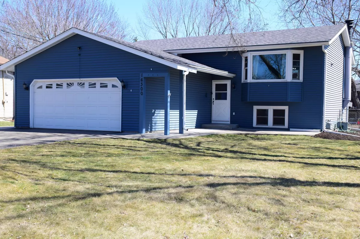 Rosemount, MN 55068,16300 Fishing WAY W