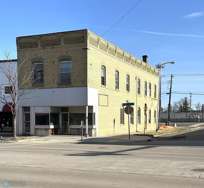 421 Dakota AVE, Wahpeton, ND 58075