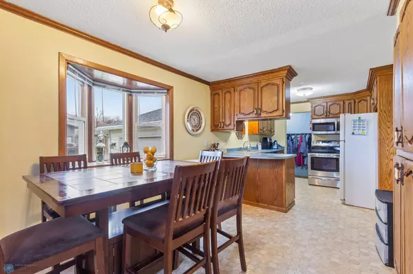 Kindred, ND 58051,102 1st AVE N