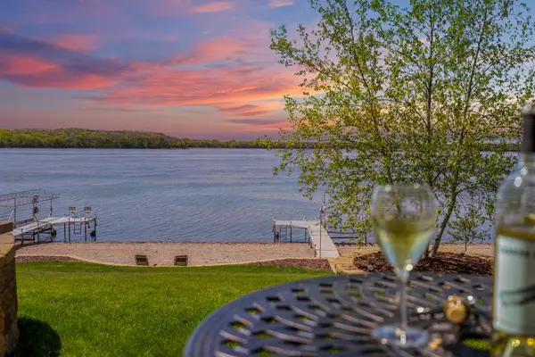 Cannon Falls, MN 55009,6492 296th ST E