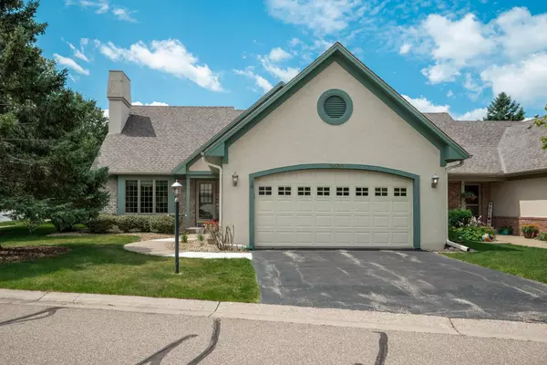 Chanhassen, MN 55317,8330 Essex RD