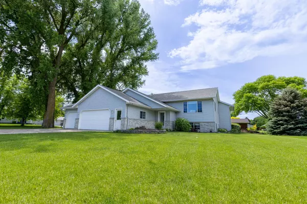 Benson, MN 56215,401 Sanford RD