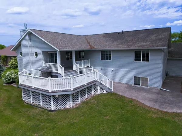 Benson, MN 56215,401 Sanford RD