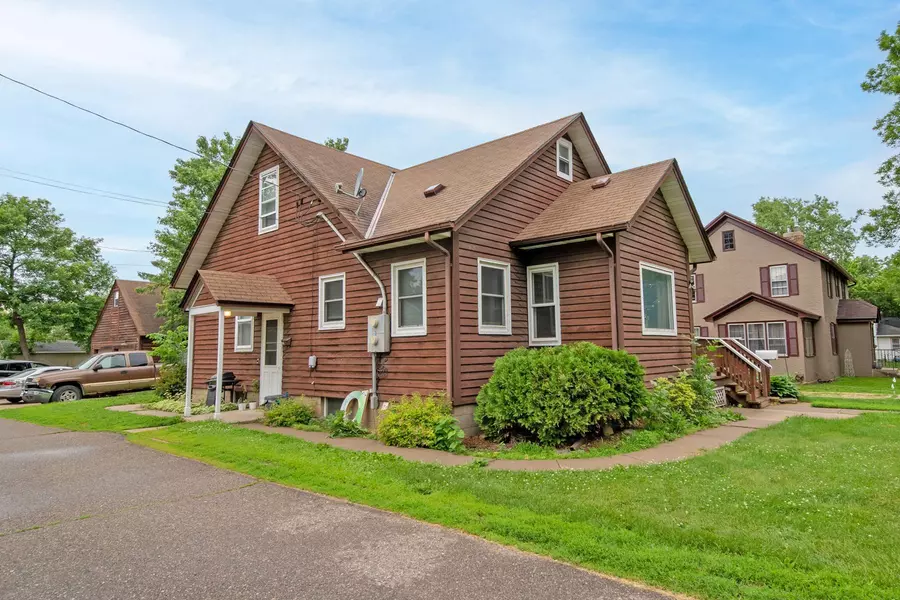 220 2nd ST N, Cannon Falls, MN 55009