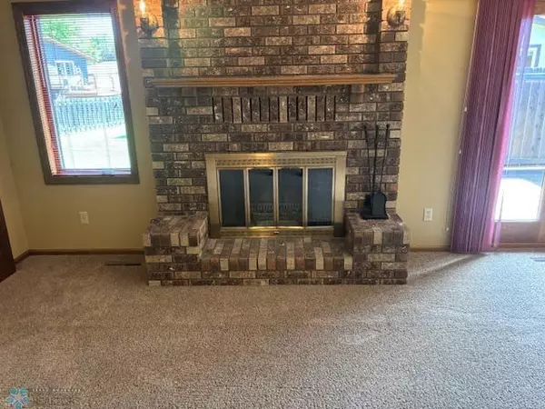 Fargo, ND 58103,2323 26 1/2 CT S