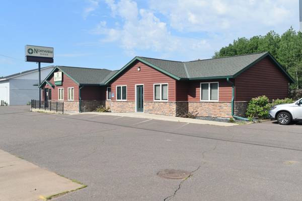 402 Old HWY 61 S, Hinckley, MN 55037