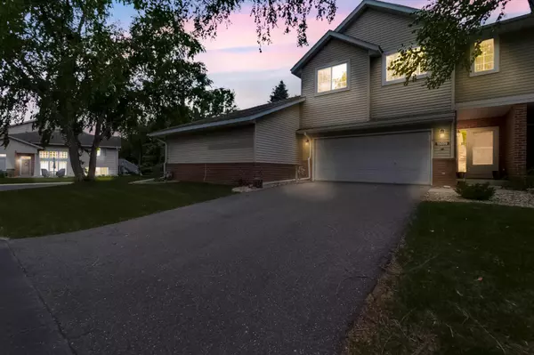 15059 December WAY, Rosemount, MN 55068