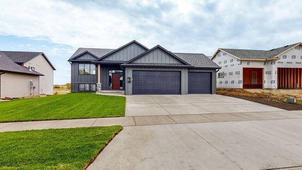 1845 Brandt DR NE, Byron, MN 55920