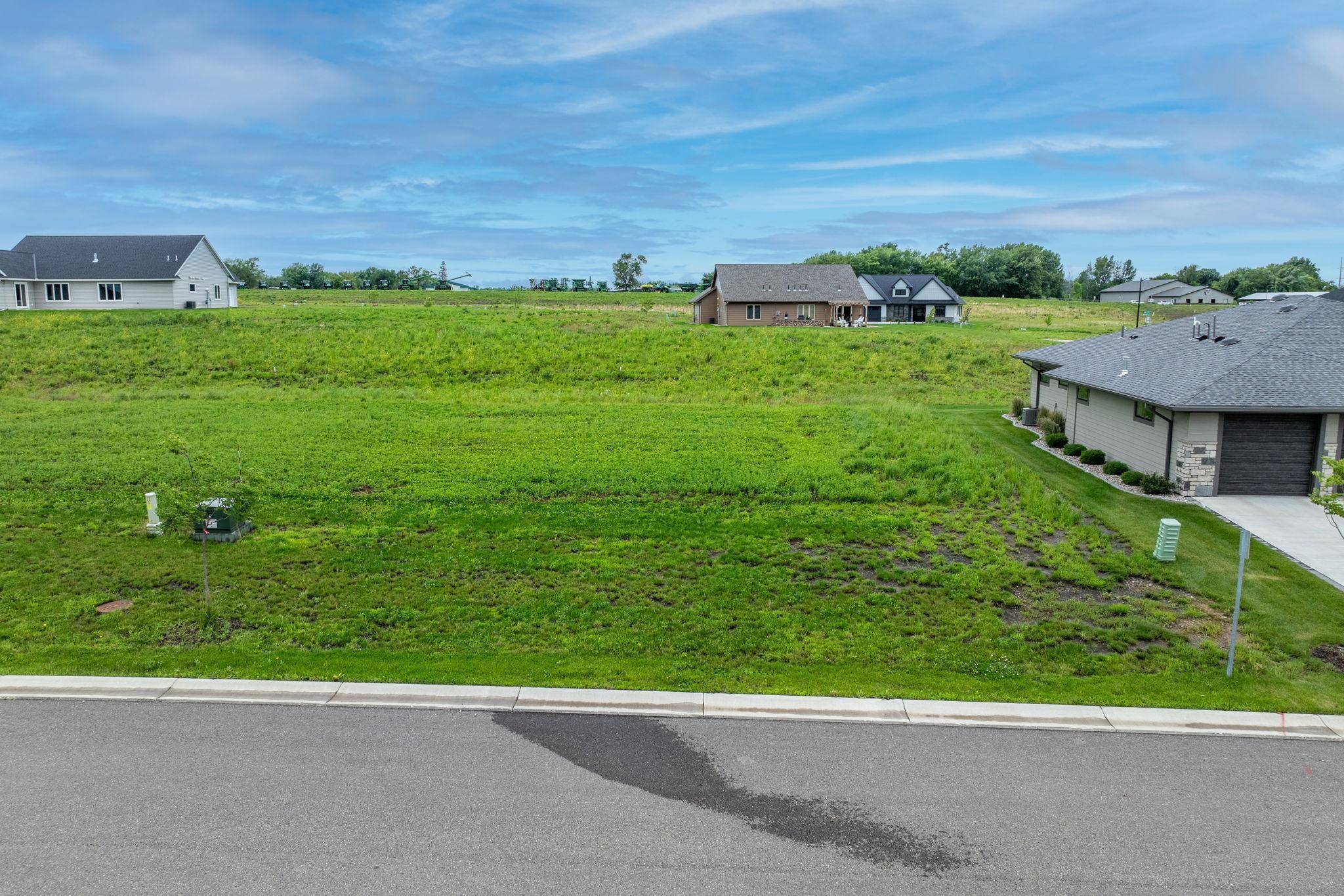 1034 Mahoe WAY, Mankato, MN 56001