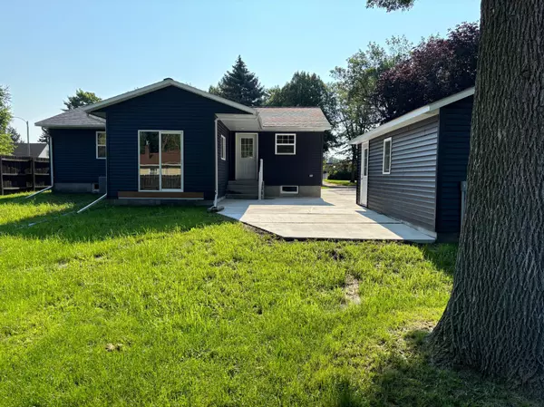 Benson, MN 56215,303 Sanford RD