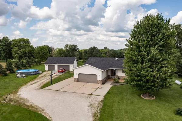 Hayfield, MN 55940,17120 740th Street