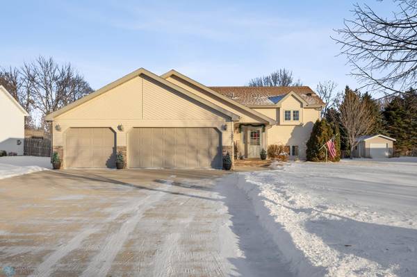 1523 Sunset BLVD, Hawley, MN 56549