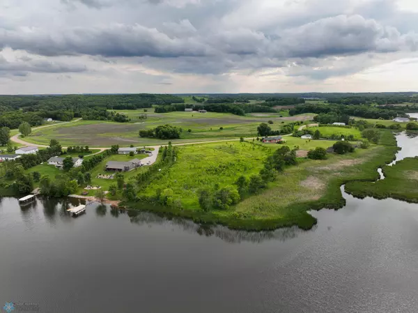 17765 SAYLERS LAKE VIEW RD, Lake Park, MN 56554