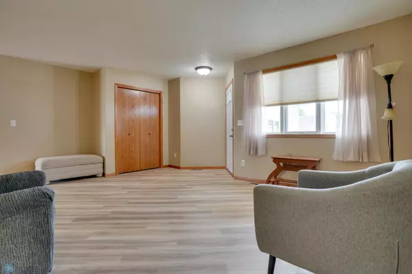 Moorhead, MN 56560,602 32nd ST N