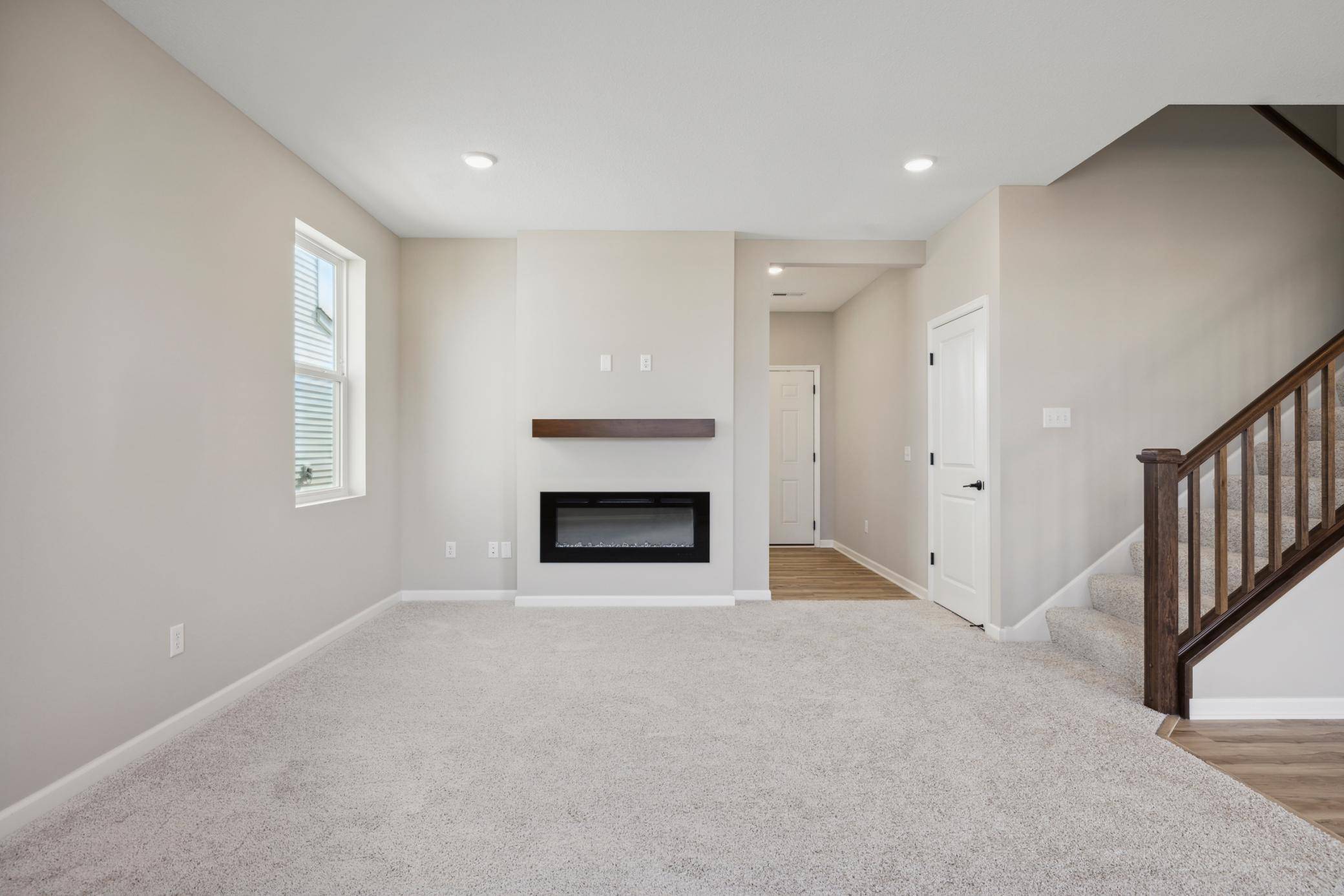 Woodbury, MN 55129,4859 Airlake DR