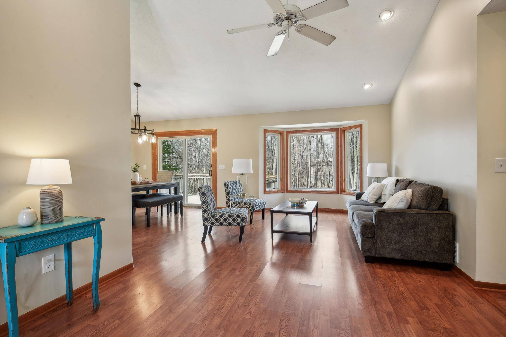 Chaska, MN 55318,642 Koehnen DR