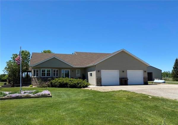 8735 Dolphin RD, Princeton, MN 55371