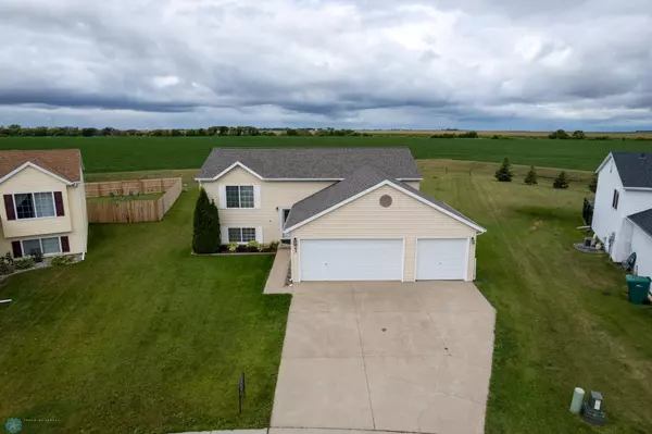 Mapleton, ND 58059,462 Maple Point BLVD