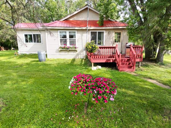 5279 State Highway 72 SE, Baudette, MN 56623