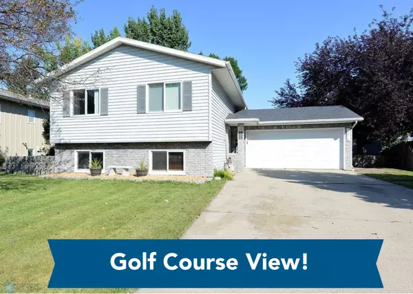 Moorhead, MN 56560,2916 Village Green Drive W LOOP