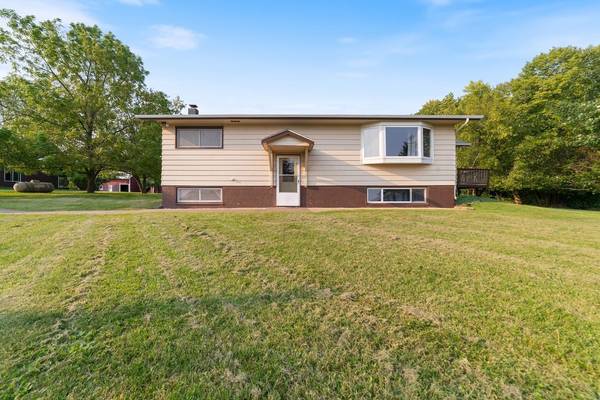 42489 Birchview RD, Sturgeon Lake, MN 55783