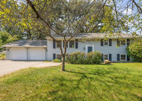 11241 Welcome AVE N, Champlin, MN 55316