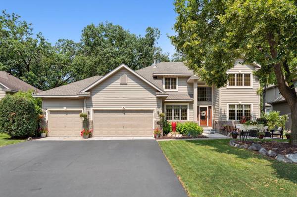 11224 Woods TRL N, Champlin, MN 55316