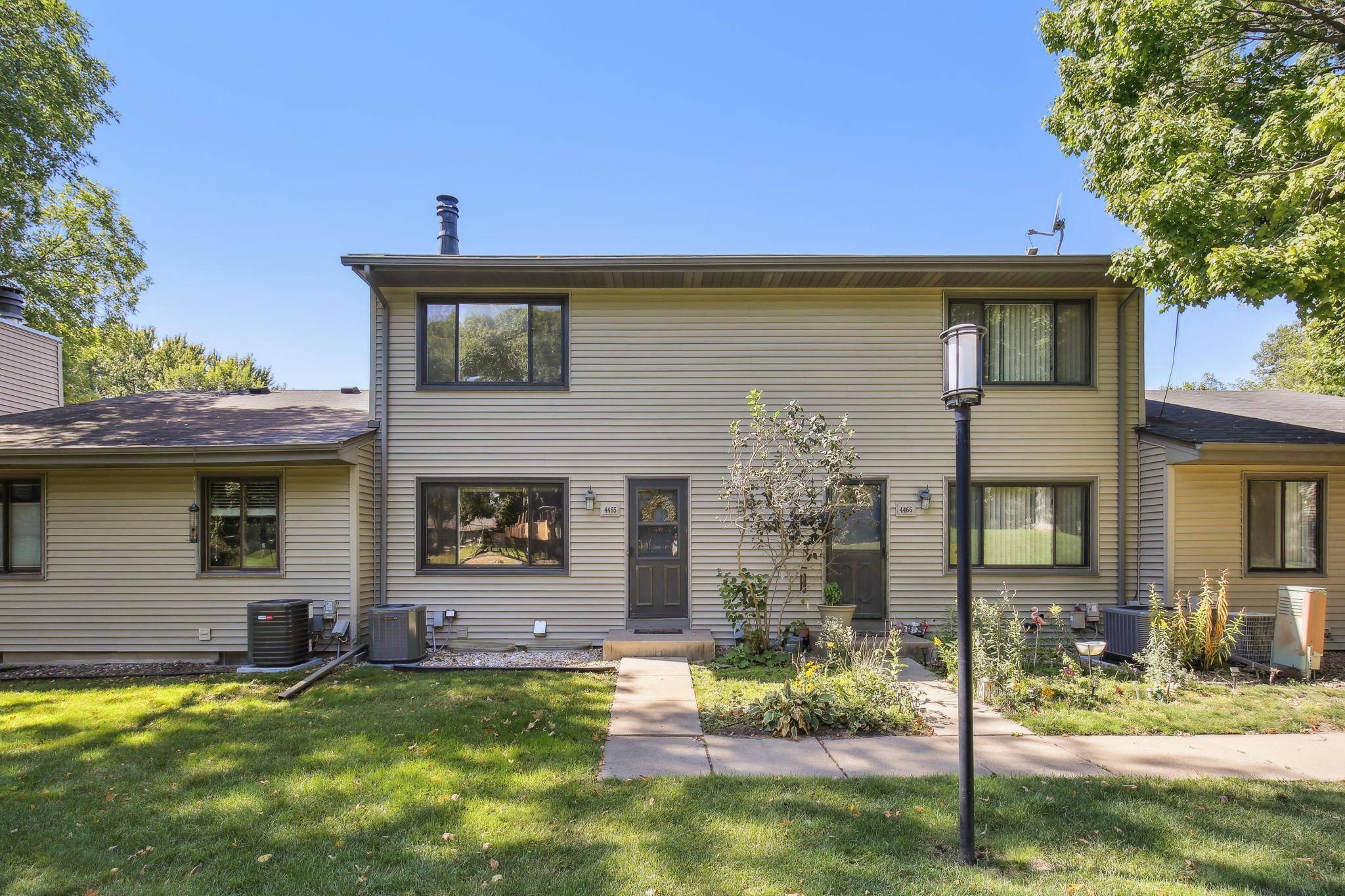 4465 Arden View CT, Arden Hills, MN 55112