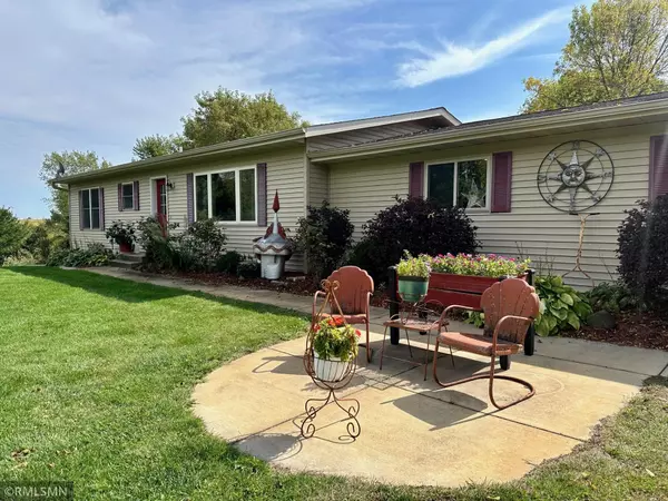 Cannon Falls, MN 55009,14786 260th ST E