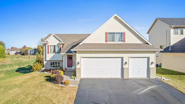ST NE, Albertville, MN 55301