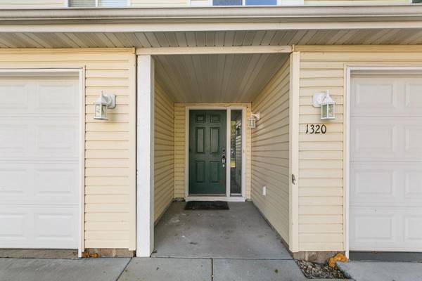 1320 Willow TRL, Farmington, MN 55024