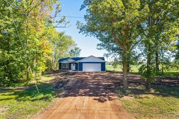 20420 Cross Lake RD, Pine City, MN 55063