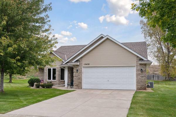 12435 Wedgewood PL NW, Coon Rapids, MN 55433