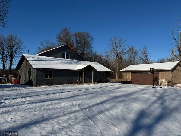 42561 230th AVE, Mcgregor, MN 55760