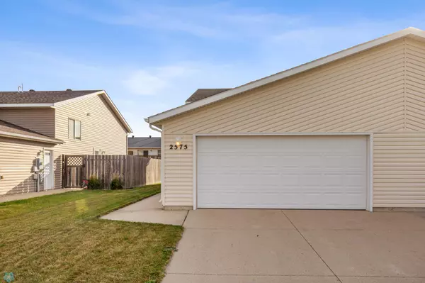 Fargo, ND 58104,2575 Amber Valley CT S