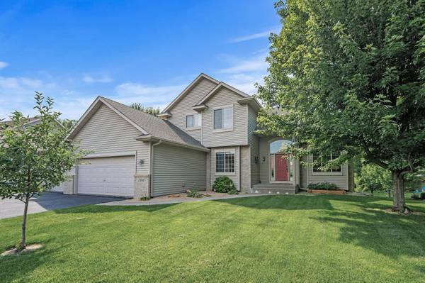 1583 Stoneybrook DR, Hugo, MN 55038