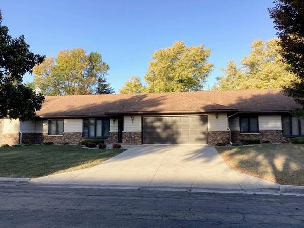 1823 Lakewood AVE, Albert Lea, MN 56007