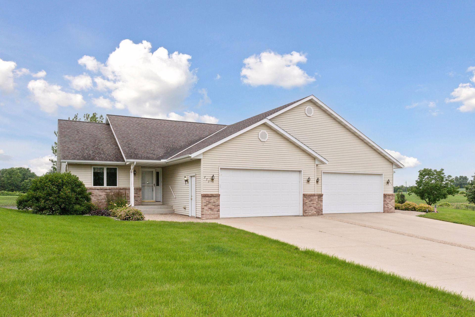Norwood Young America, MN 55368,273 Emma ST